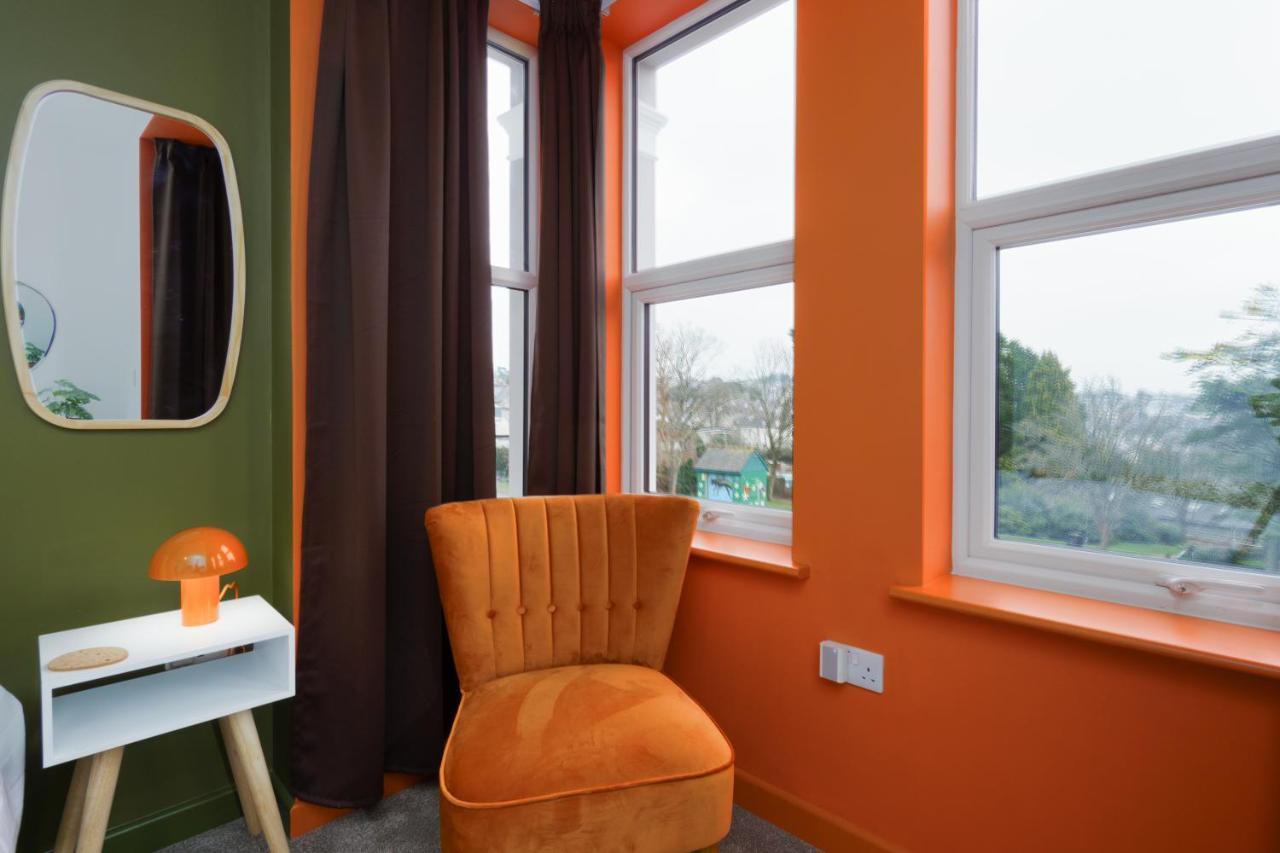 Apartment Two - Private Car Park, Comfortable And Well Equipped - By Ocean City Retreats Plymouth Eksteriør billede