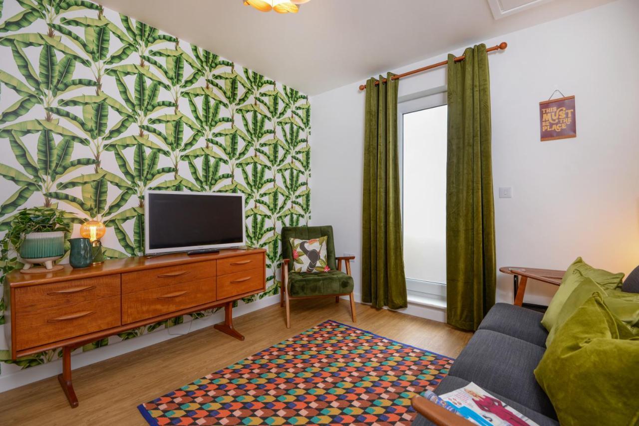 Apartment Two - Private Car Park, Comfortable And Well Equipped - By Ocean City Retreats Plymouth Eksteriør billede