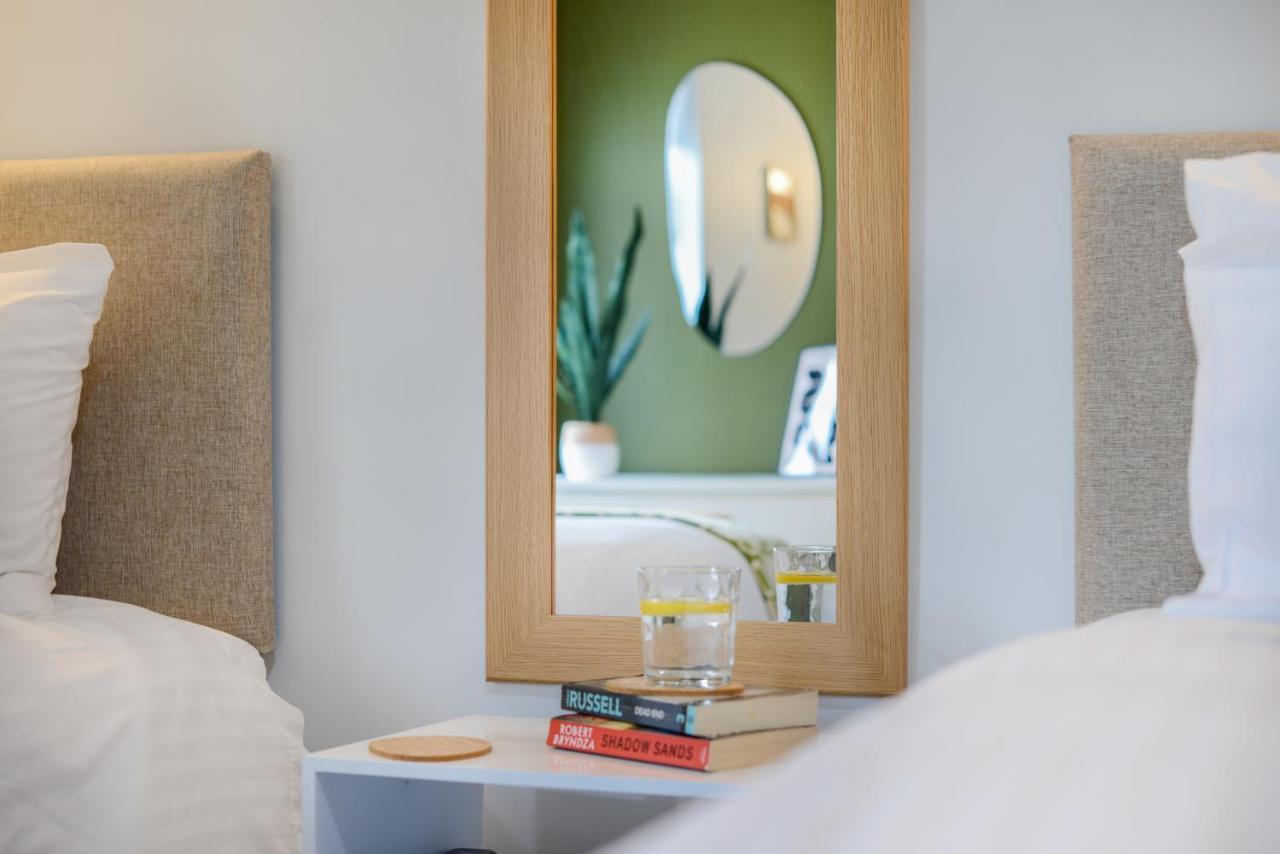Apartment Two - Private Car Park, Comfortable And Well Equipped - By Ocean City Retreats Plymouth Eksteriør billede